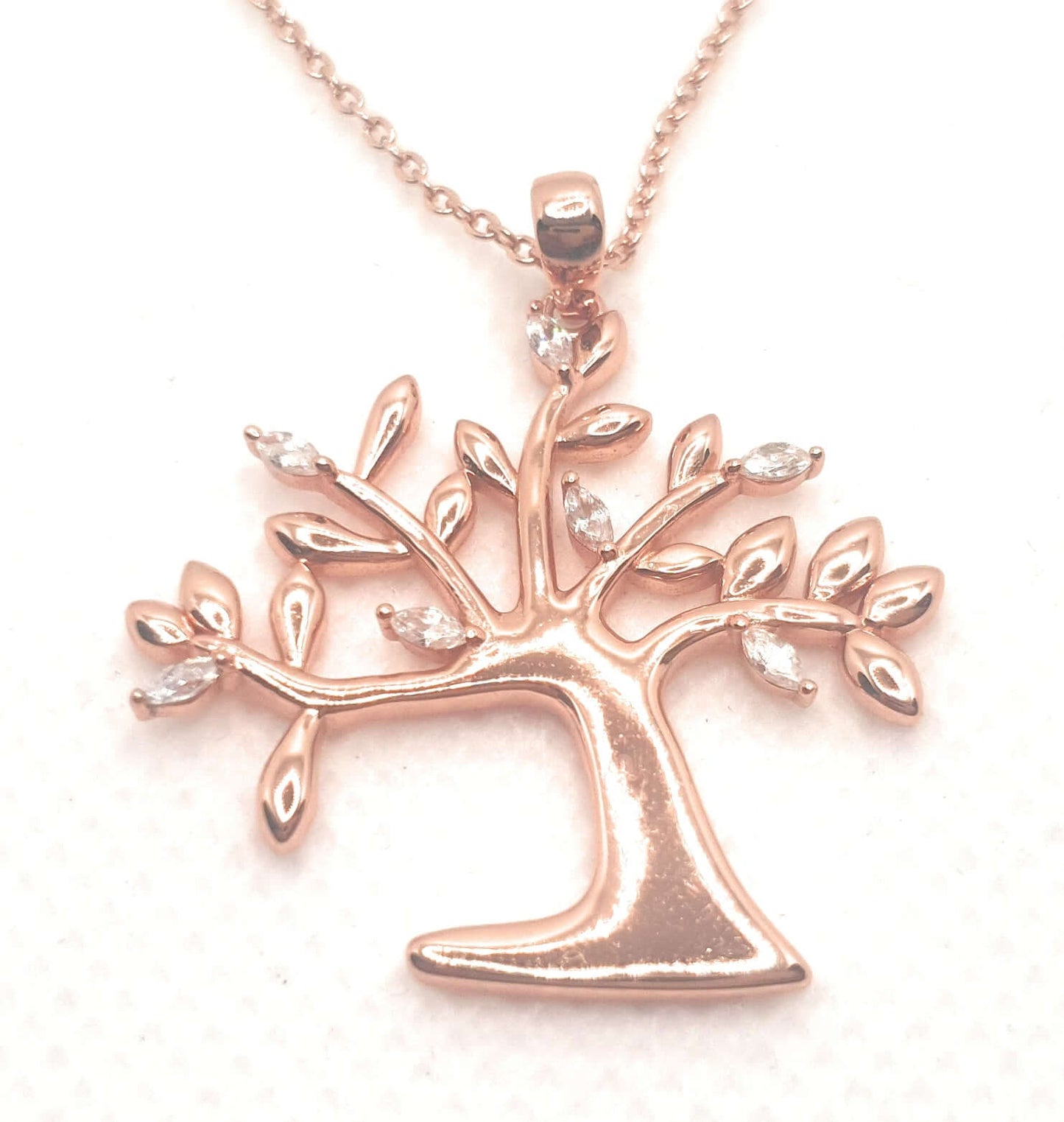 Colgante del arbol de la vida de plata de ley 925 chapado en oro rosa.